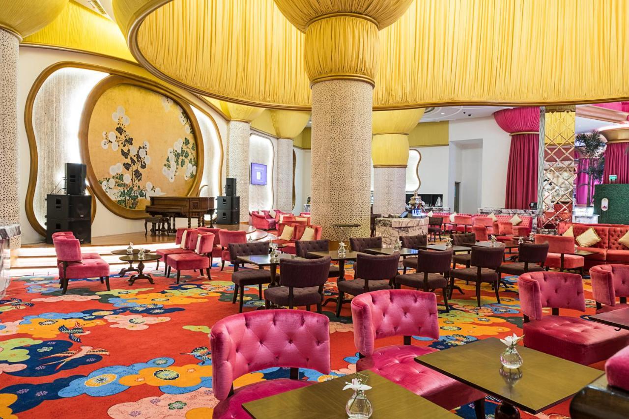 Hotel Okada Manila à Pasay Extérieur photo The lobby of the Wynn